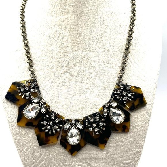 LOFT Faux Tortoise jeweled necklace with Rhinestones Antiqued Gold Tone Vintage - Picture 1 of 7